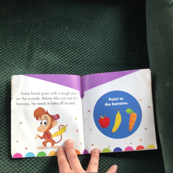 Disney baby “what do you eat” pop-up book - Picture 12 of 12